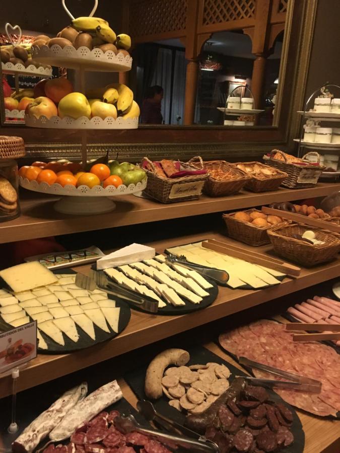 Gran Chalet Hotel & Petit Spa Vielha Zewnętrze zdjęcie