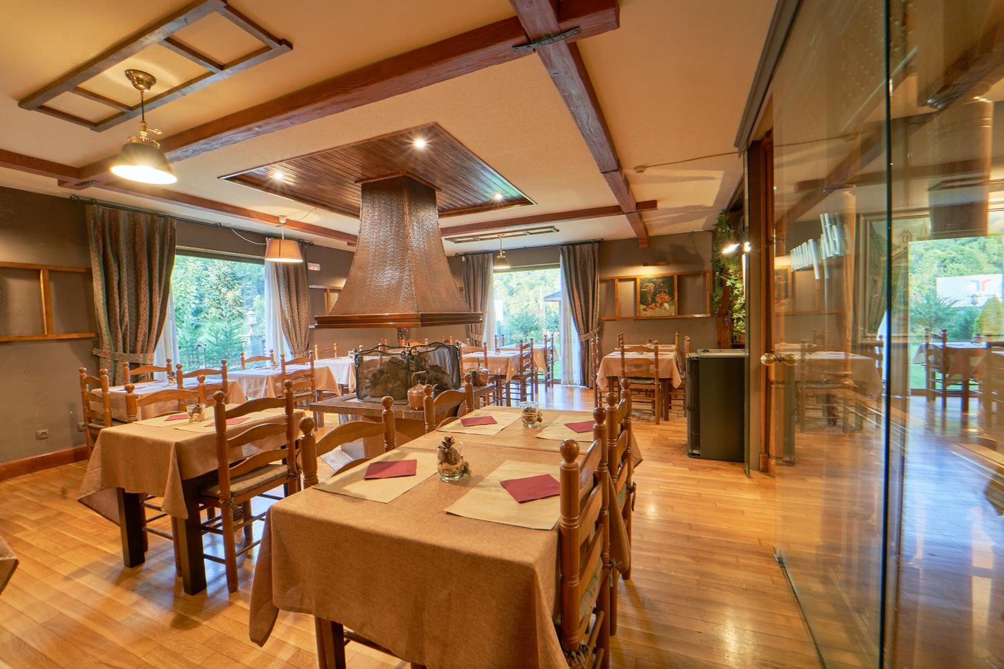 Gran Chalet Hotel & Petit Spa Vielha Zewnętrze zdjęcie