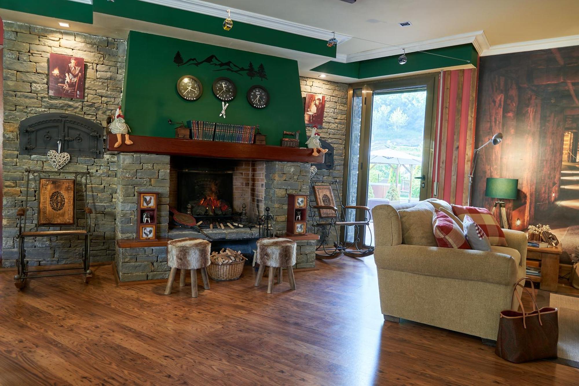 Gran Chalet Hotel & Petit Spa Vielha Zewnętrze zdjęcie