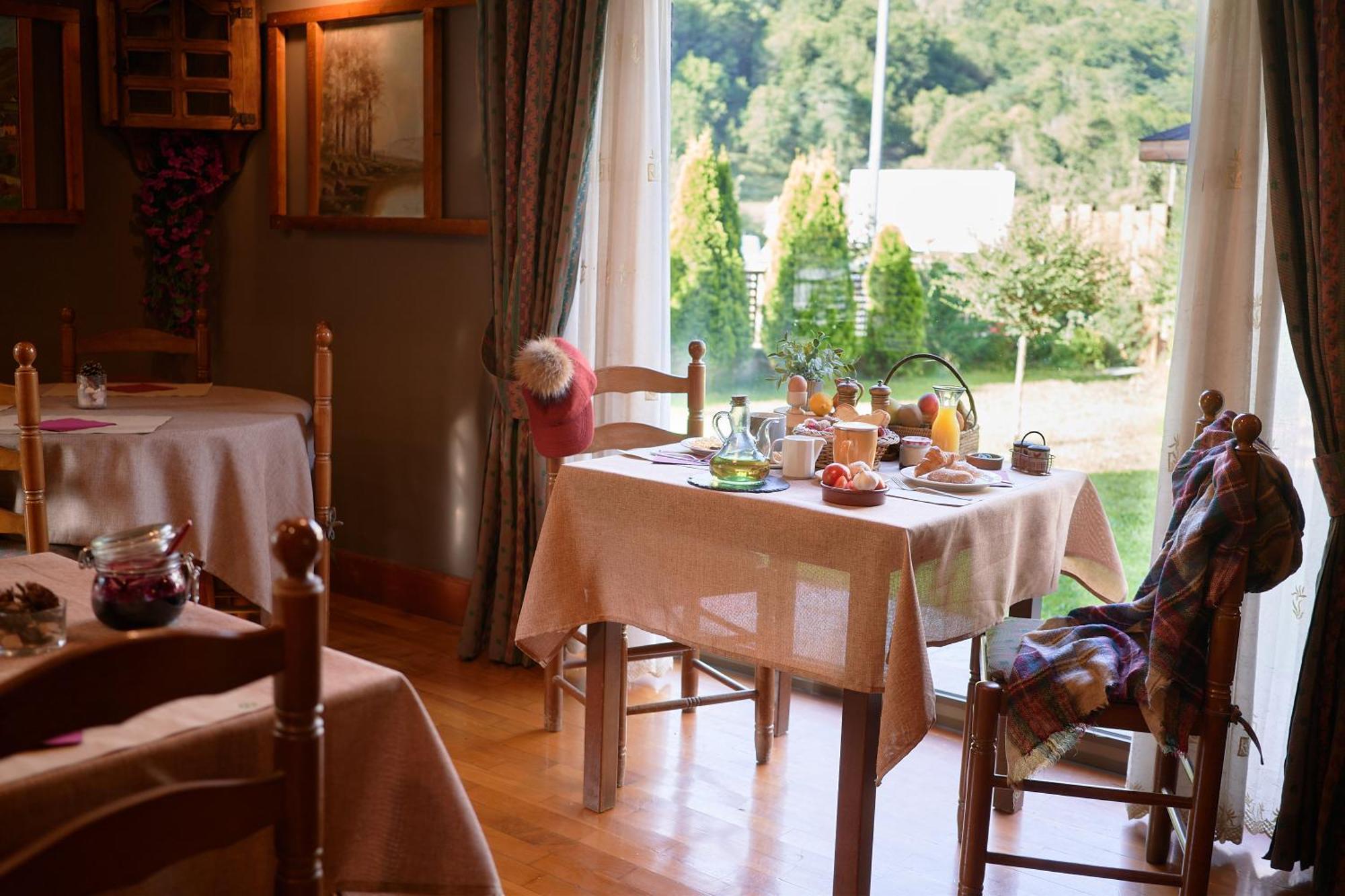 Gran Chalet Hotel & Petit Spa Vielha Zewnętrze zdjęcie