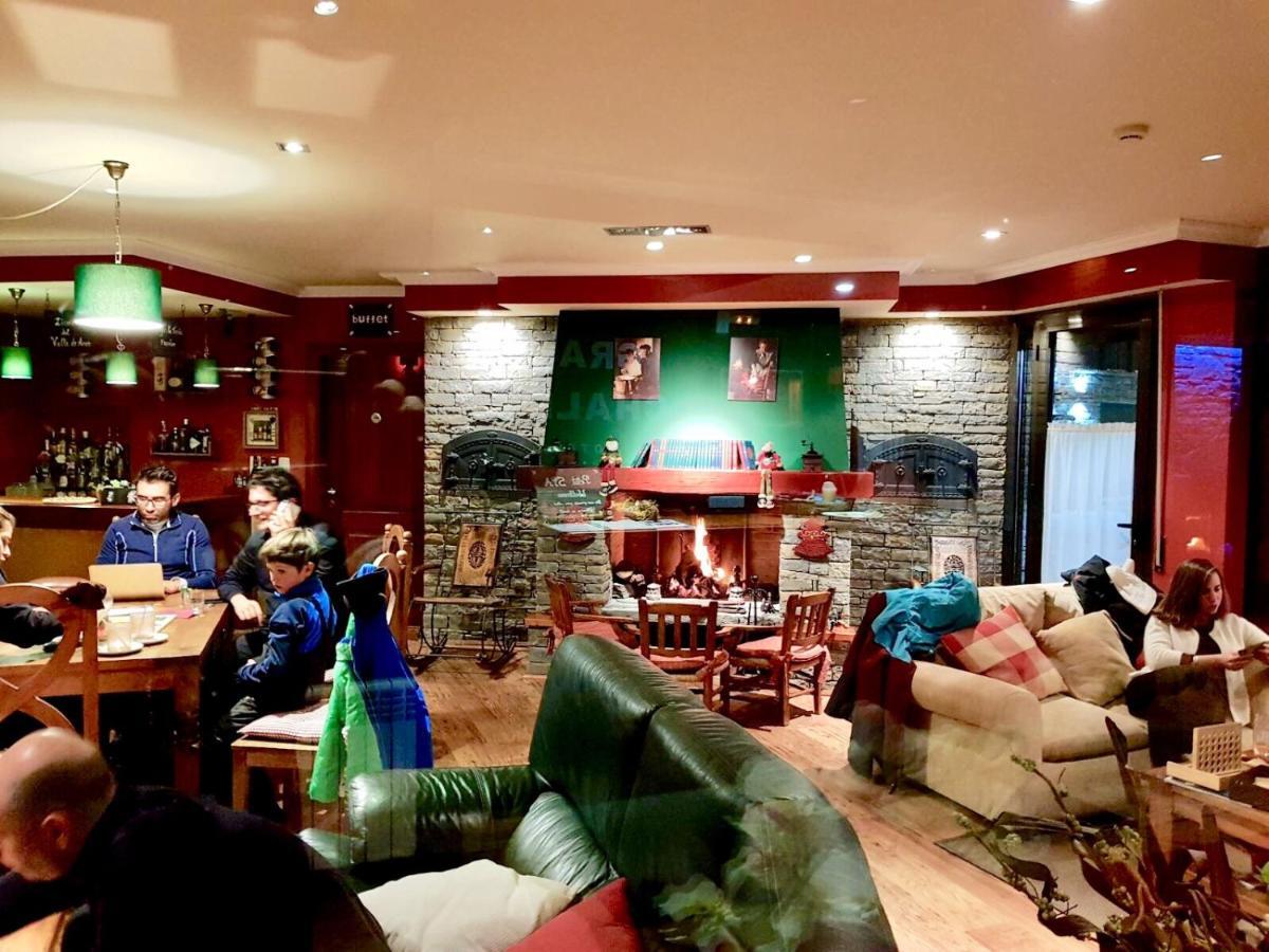 Gran Chalet Hotel & Petit Spa Vielha Zewnętrze zdjęcie